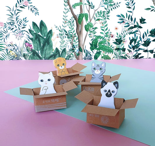 'Cat in a box' sticky index tabs