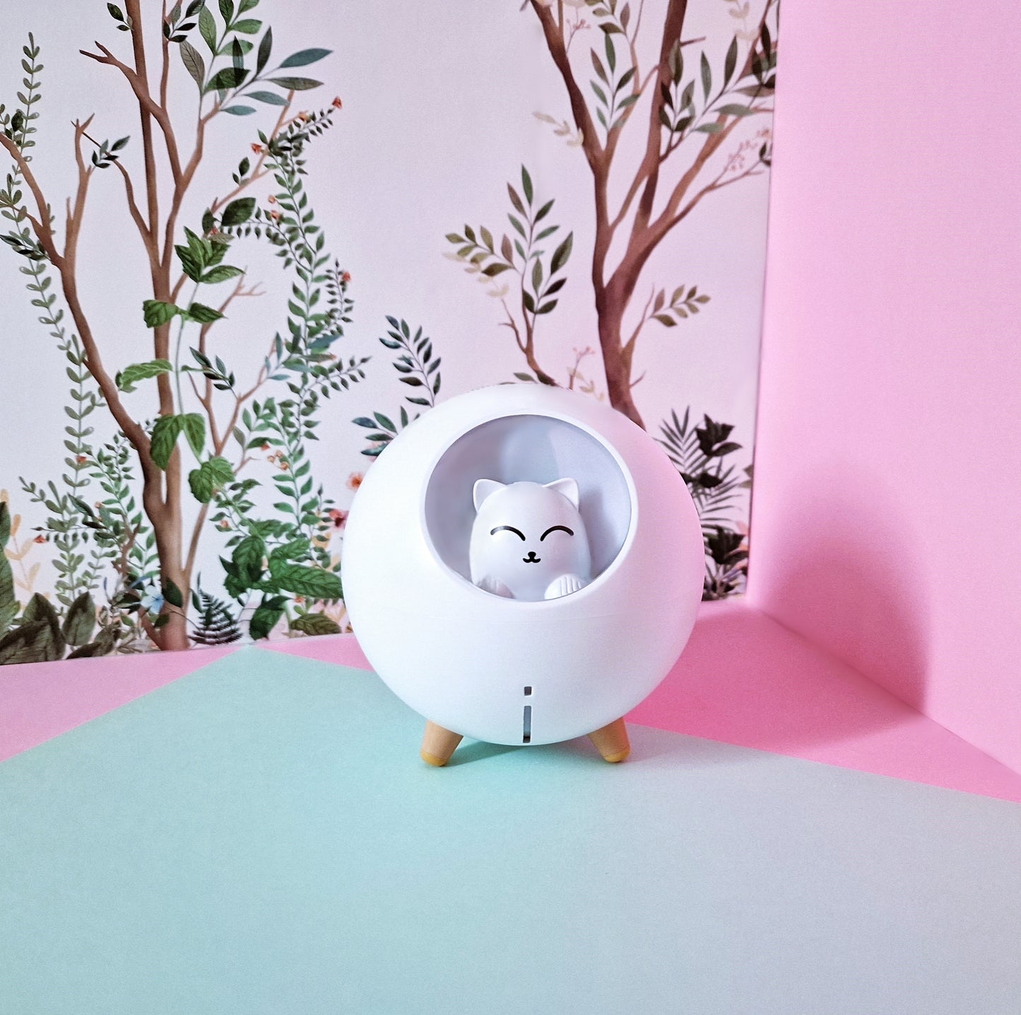 Planet cat humidifier